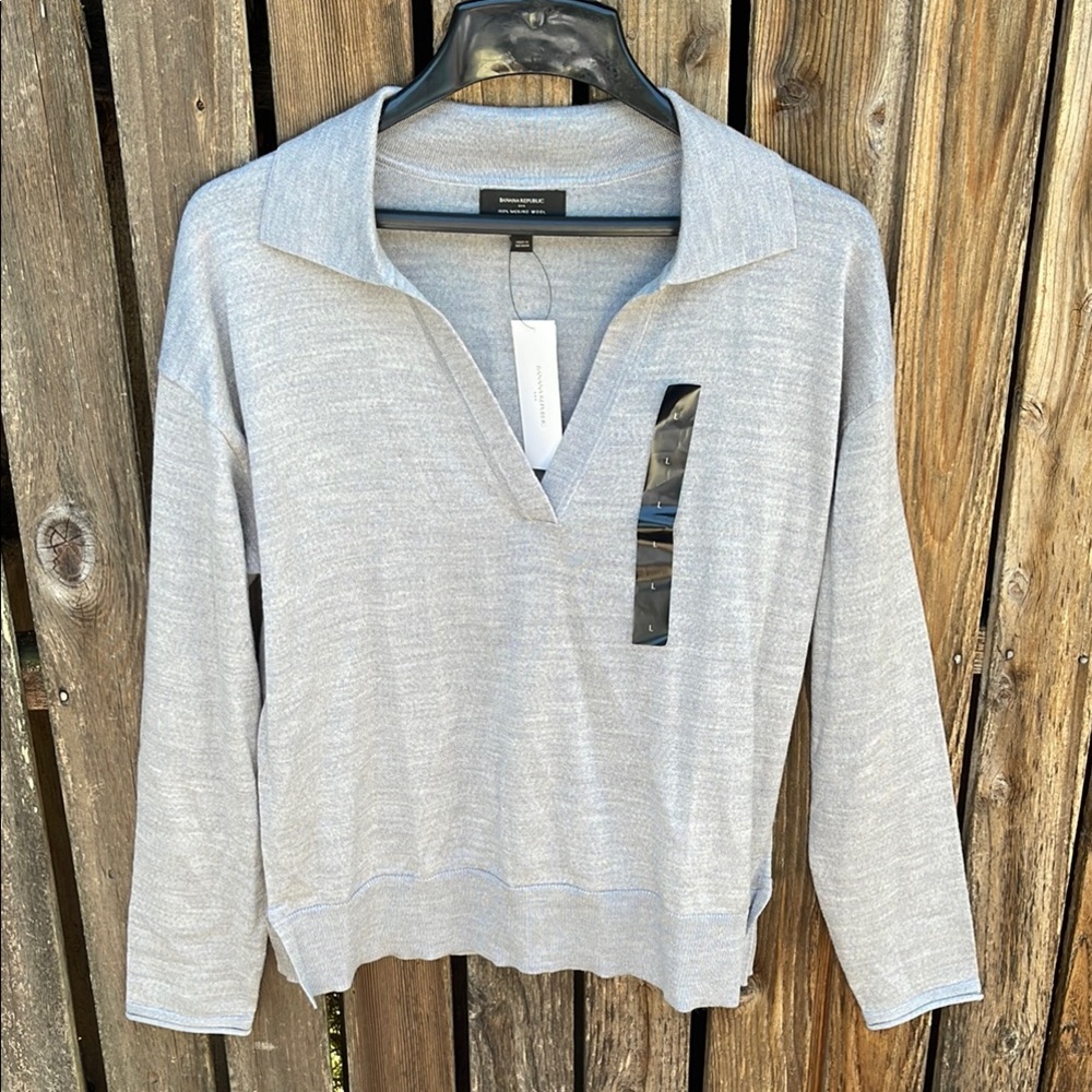 Banana Republic Large Merino Wool Sweater in Light Gray Nwt Polo Vneck New Soft
